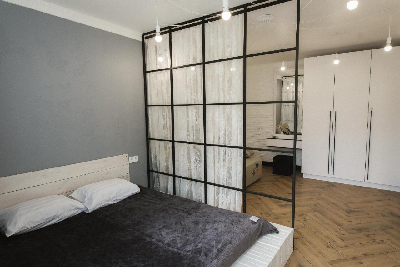 Loft-Style Apartment Izmail Exterior photo